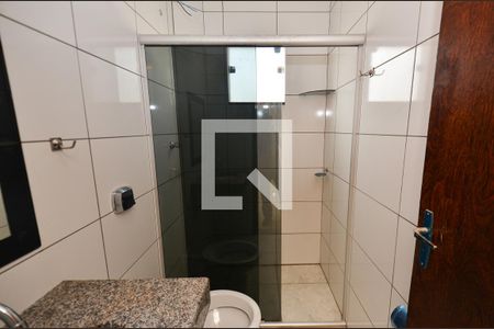 Apartamento para alugar com 56m², 2 quartos e 1 vaga Apartamento para alugar com 56m², 2 quartos e 1 vagaBanheiro social