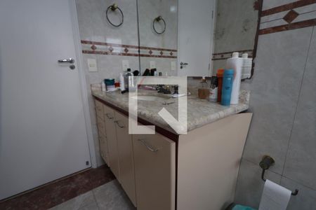 Casa à venda com 350m², 4 quartos e 3 vagasBanheiro Social