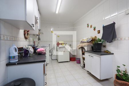 Casa à venda com 350m², 4 quartos e 3 vagasLavanderia