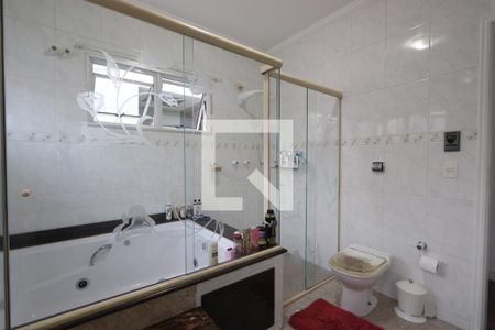 Casa à venda com 350m², 4 quartos e 3 vagasBanheiro da Suíte