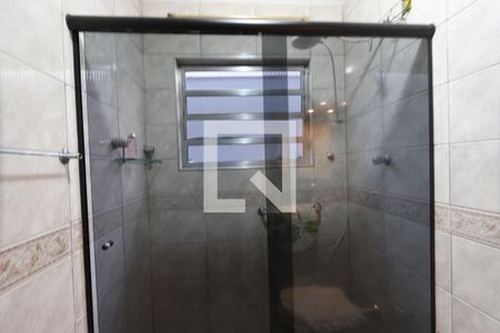 Casa à venda com 350m², 4 quartos e 3 vagasBanheiro do térreo