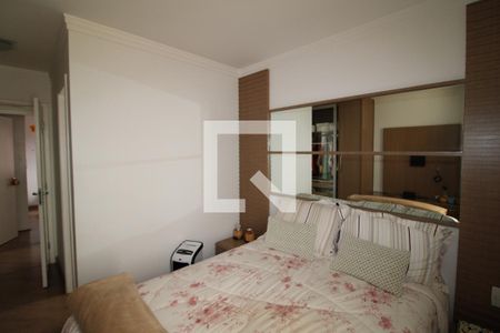 Apartamento à venda com 96m², 2 quartos e 2 vagasQuarto 2