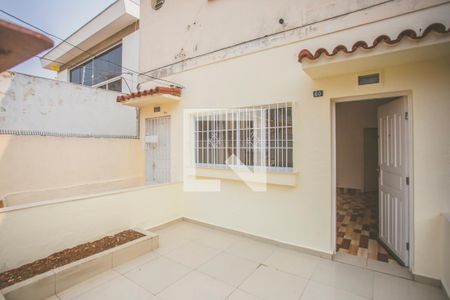 Casa para alugar com 80m², 2 quartos e 1 vaga Casa para alugar com 80m², 2 quartos e 1 vagaQuintal