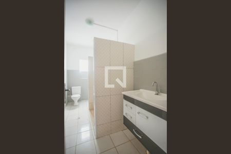 Casa para alugar com 80m², 2 quartos e 1 vaga Casa para alugar com 80m², 2 quartos e 1 vagaBanheiro
