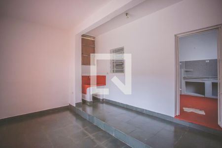 Casa para alugar com 80m², 2 quartos e 1 vaga Casa para alugar com 80m², 2 quartos e 1 vagaÁrea de Serviço