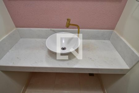 Casa para alugar com 159m², 3 quartos e 3 vagasLavabo