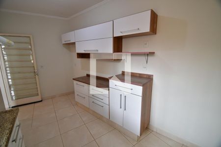 Casa para alugar com 159m², 3 quartos e 3 vagasCozinha - Armários