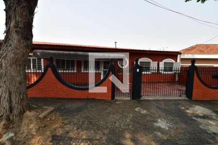 Casa para alugar com 159m², 3 quartos e 3 vagasFachada