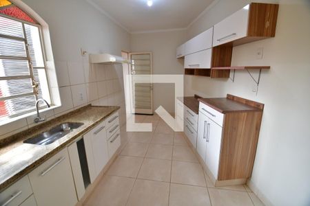 Casa para alugar com 159m², 3 quartos e 3 vagasCozinha