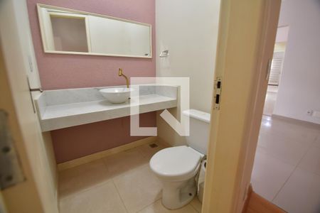 Casa para alugar com 159m², 3 quartos e 3 vagasLavabo