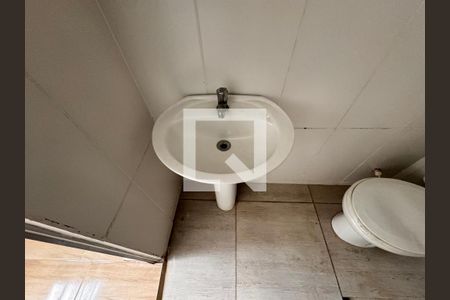 Casa para alugar com 30m², 1 quarto e sem vagaBanheiro