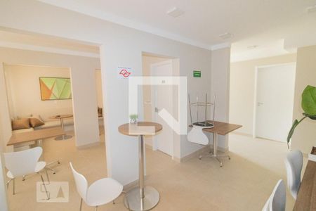 Apartamento para alugar com 40m², 2 quartos e sem vaga Apartamento para alugar com 40m², 2 quartos e sem vagaÁrea comum - Salão de festas