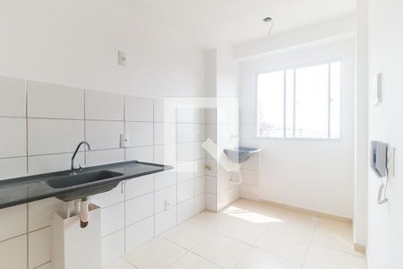 Apartamento para alugar com 48m², 2 quartos e 1 vaga Apartamento para alugar com 48m², 2 quartos e 1 vagaCozinha/Área de Serviço