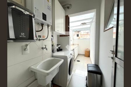 Apartamento à venda com 77m², 2 quartos e 2 vagas Apartamento à venda com 77m², 2 quartos e 2 vagasÁrea de Serviço