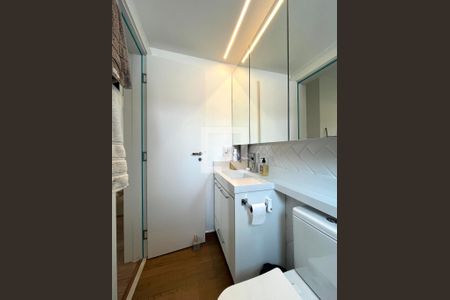 Apartamento à venda com 77m², 2 quartos e 2 vagas Apartamento à venda com 77m², 2 quartos e 2 vagasBanheiro da Suíte