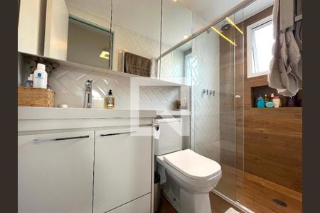 Apartamento à venda com 77m², 2 quartos e 2 vagas Apartamento à venda com 77m², 2 quartos e 2 vagasBanheiro da Suíte