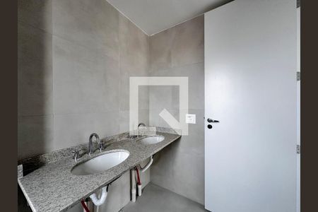 Apartamento à venda com 210m², 4 quartos e 3 vagasBanheiro Suíte 3