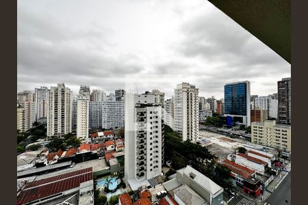 Apartamento à venda com 210m², 4 quartos e 3 vagasVista
