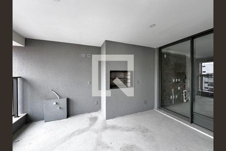 Apartamento à venda com 210m², 4 quartos e 3 vagasVaranda