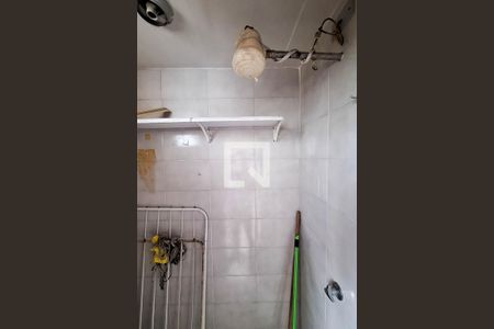 Apartamento à venda com 78m², 2 quartos e 1 vagaBanheiro de serviço