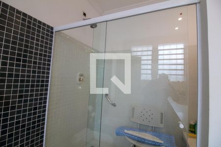 Casa à venda com 1700m², 5 quartos e 4 vagasBanheiro 2