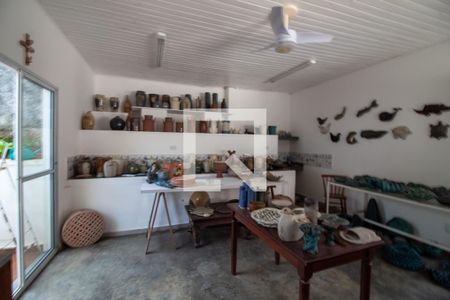 Casa à venda com 1700m², 5 quartos e 4 vagasSalão de festas 2