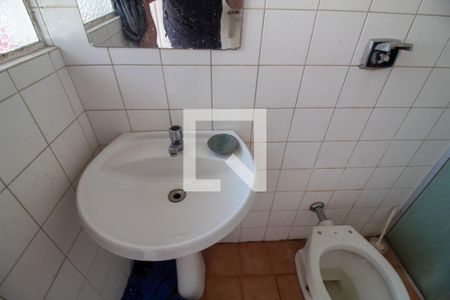 Casa à venda com 1700m², 5 quartos e 4 vagasBanheiro de serviço