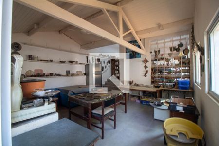 Casa à venda com 1700m², 5 quartos e 4 vagasSalão de festas