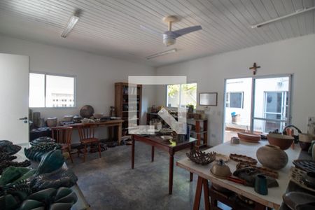 Casa à venda com 1700m², 5 quartos e 4 vagasSalão de festas 2