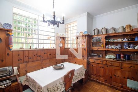 Casa à venda com 1700m², 5 quartos e 4 vagasCopa