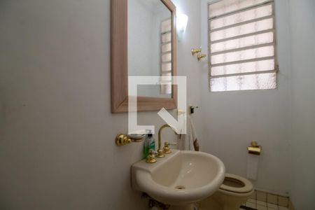 Casa à venda com 1700m², 5 quartos e 4 vagasLavabo