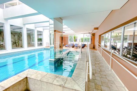 Apartamento à venda com 33m², 1 quarto e 1 vagaÁrea comum - Piscina