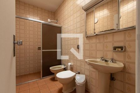 Casa para alugar com 180m², 3 quartos e 3 vagasBanheiro Suíte