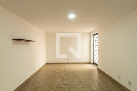 Casa para alugar com 180m², 3 quartos e 3 vagasQuarto Piso Inferior 