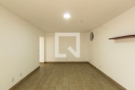 Casa para alugar com 180m², 3 quartos e 3 vagasQuarto Piso Inferior 