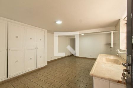 Casa para alugar com 180m², 3 quartos e 3 vagasCozinha Piso Inferior