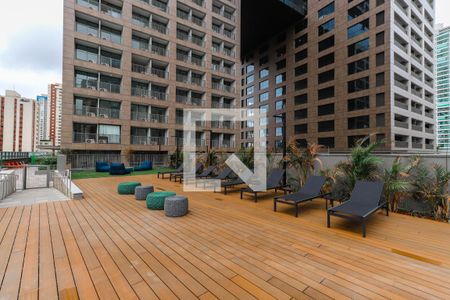 Studio à venda com 20m², 1 quarto e sem vagaÁrea comum - Piscina