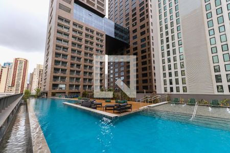 Studio para alugar com 20m², 1 quarto e sem vaga Studio para alugar com 20m², 1 quarto e sem vagaÁrea comum - Piscina