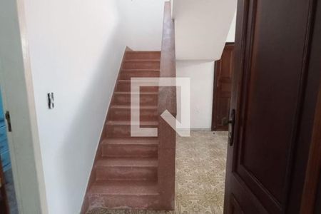 Casa à venda com 141m², 5 quartos e 2 vagas