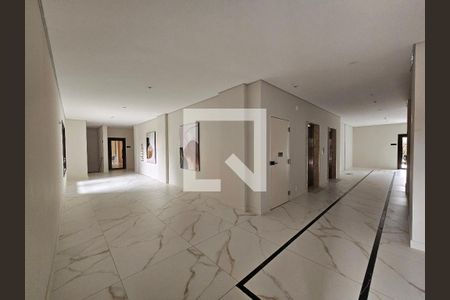 Apartamento à venda com 71m², 2 quartos e 1 vaga Apartamento à venda com 71m², 2 quartos e 1 vagaHall Comum