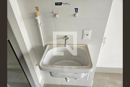 Apartamento à venda com 71m², 2 quartos e 1 vaga Apartamento à venda com 71m², 2 quartos e 1 vagaÁrea de Serviço
