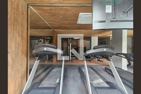 Apartamento à venda com 71m², 2 quartos e 1 vaga Apartamento à venda com 71m², 2 quartos e 1 vagaAcademia