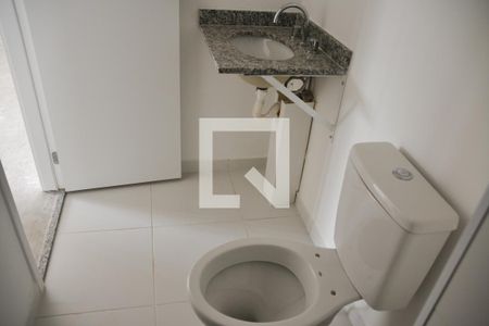 Apartamento à venda com 57m², 2 quartos e 1 vaga Apartamento à venda com 57m², 2 quartos e 1 vagaBanheiro