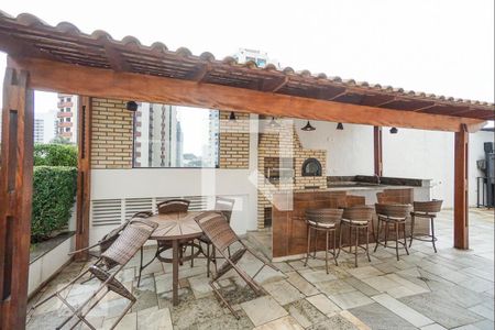 Apartamento à venda com 124m², 3 quartos e 3 vagasChurrasqueira