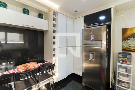 Apartamento à venda com 124m², 3 quartos e 3 vagasCozinha/Área De Serviço