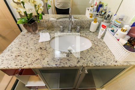 Apartamento à venda com 124m², 3 quartos e 3 vagasBanheiro Da Suíte 2