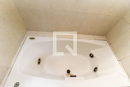 Apartamento à venda com 124m², 3 quartos e 3 vagasBanheiro Da Suíte 2