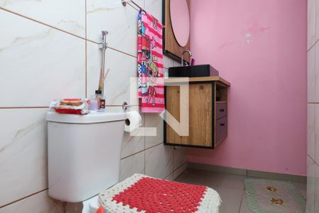 Casa à venda com 185m², 3 quartos e 2 vagasBanheiro quarto 3