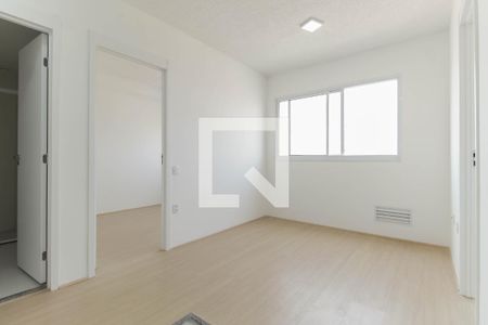 Sala de apartamento para alugar com 2 quartos, 36m² em Conjunto Residencial José Bonifácio, São Paulo