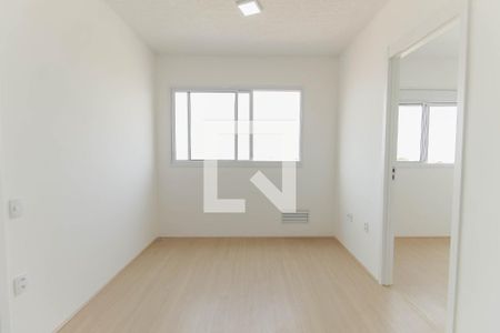 Sala de apartamento para alugar com 2 quartos, 36m² em Conjunto Residencial José Bonifácio, São Paulo